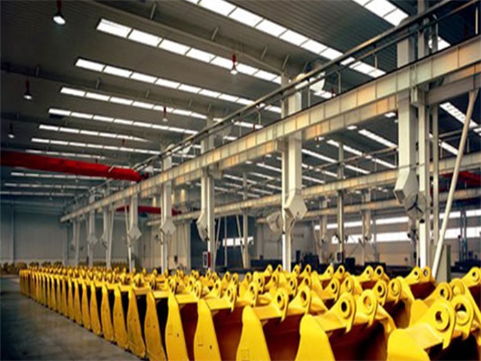 调兵山徐工集团挖掘机装配车间